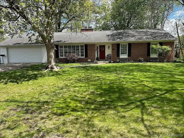 2507 Carlyle, Kalamazoo, MI 49008