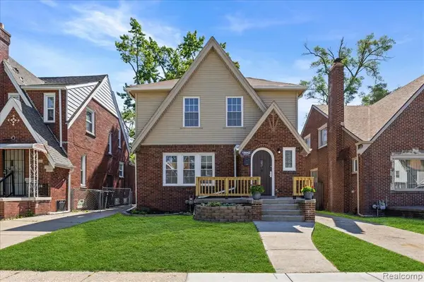 18942 Santa Rosa, Detroit, MI 48221