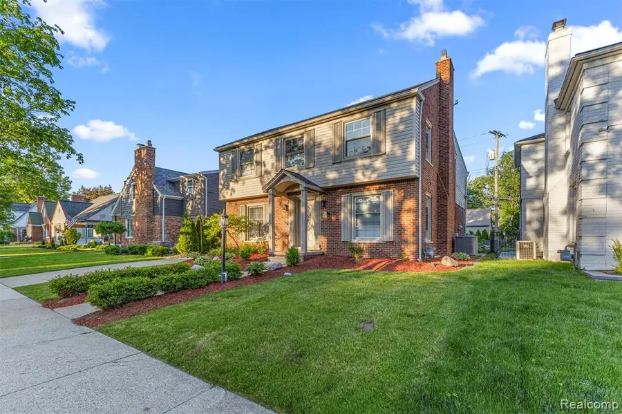 411 S Lafayette, Dearborn, MI 48124 - #3