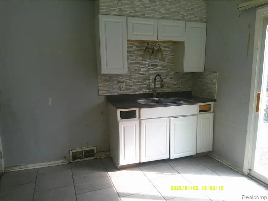 11710 Chatham, Redford, MI 48239 - #3