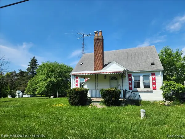 4356 S Vassar, Burton, MI 48519