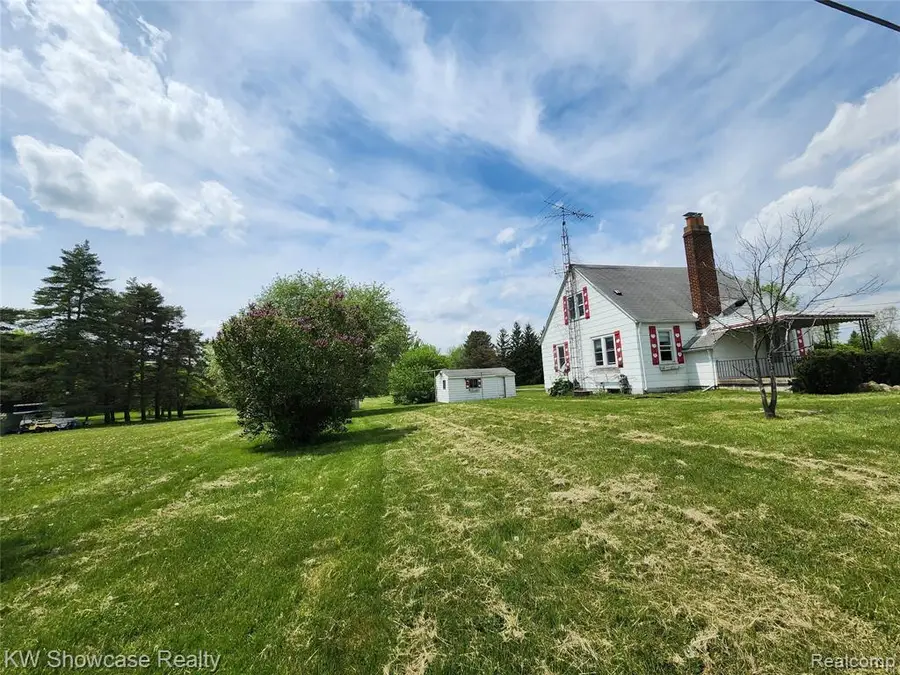 4356 S Vassar, Burton, MI 48519 - #3