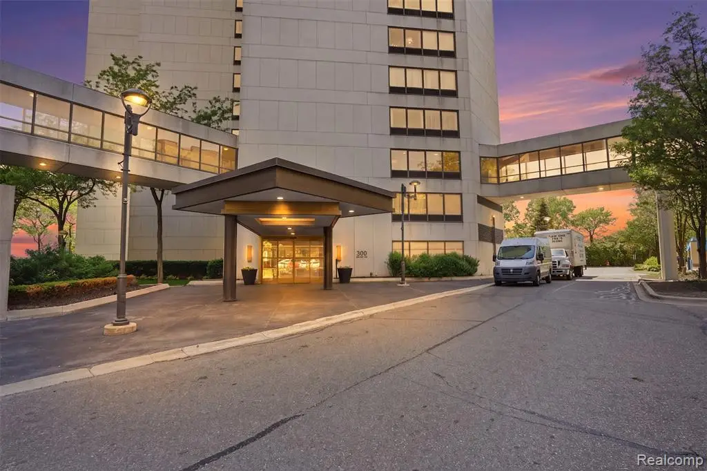 300 Riverfront #24D, Detroit, MI 48226 - #1