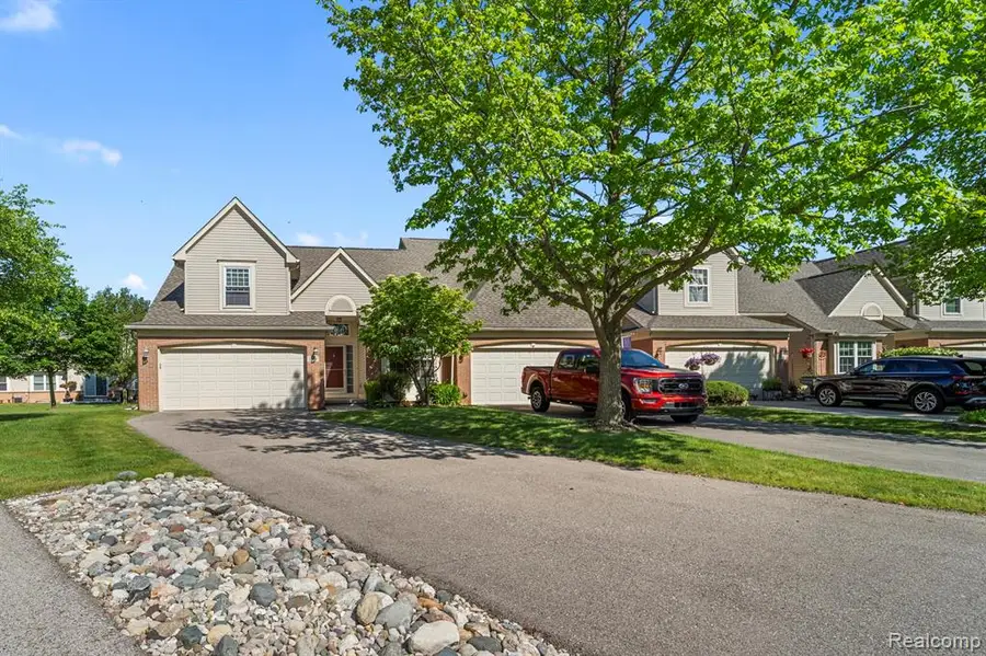 5514 Greenway, Trenton, MI 48183 - #3