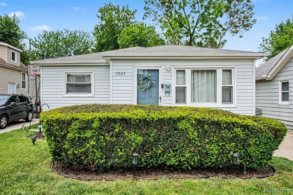 17623 Tennyson, Roseville, MI 48066 - #1