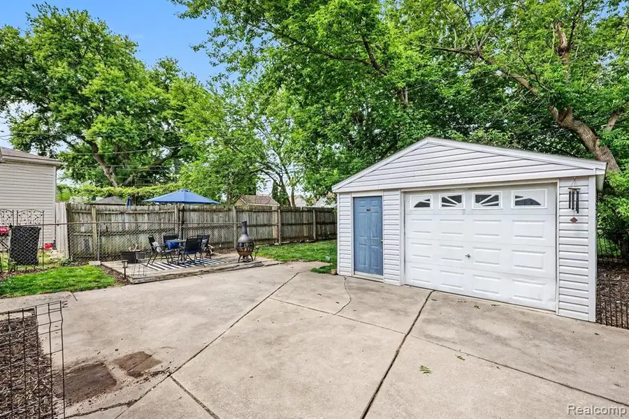 17623 Tennyson, Roseville, MI 48066 - #3