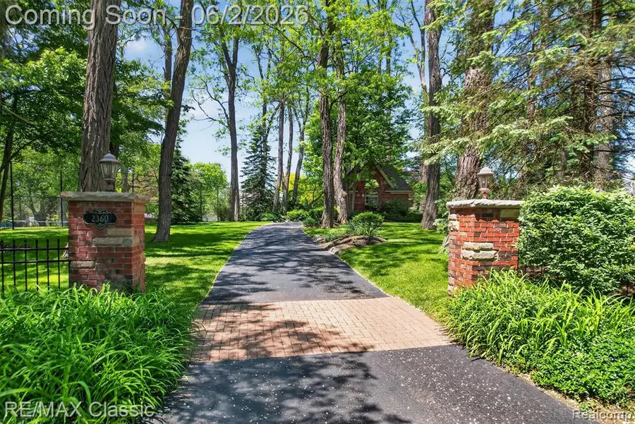 2360 Private, Waterford, MI 48329 - #2