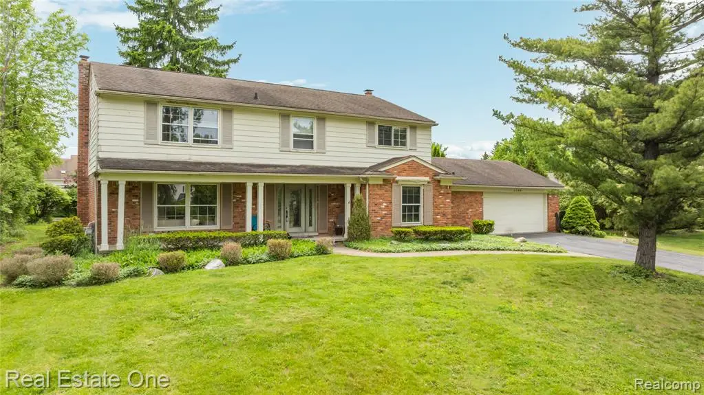 2503 Wickfield, West Bloomfield, MI 48323 - #1