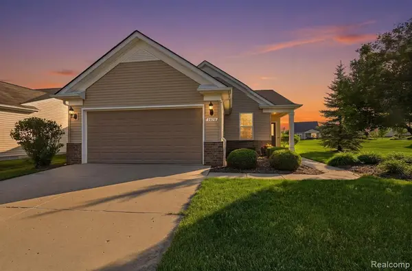 9370 Sand Hill, Grand Blanc, MI 48439