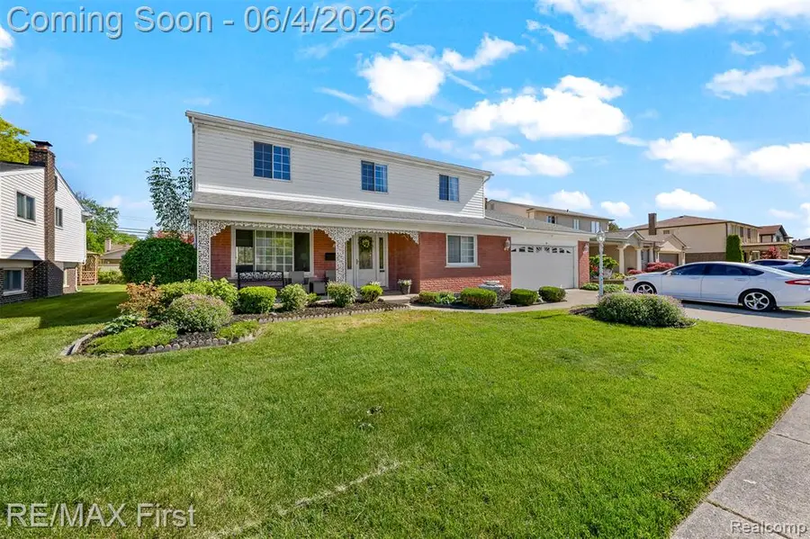 26376 Lawrence, Dearborn Heights, MI 48127 - #2