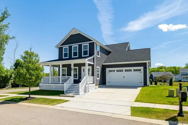 9261 Regency, Pinckney, MI 48169