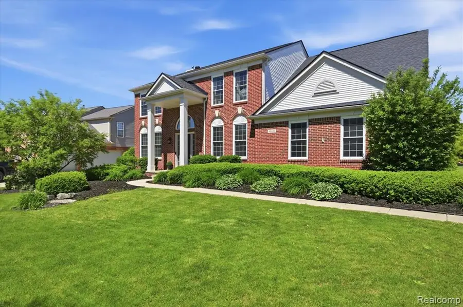 48606 Greenwich, Canton, MI 48188 - #2