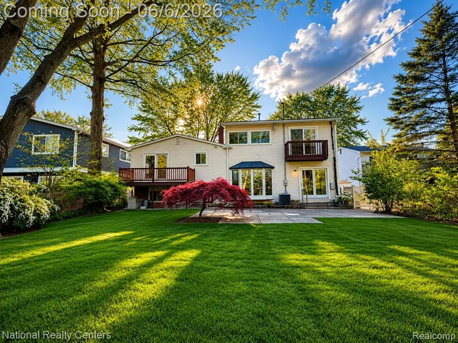 2182 Yorktown, Ann Arbor, MI 48105 - #2