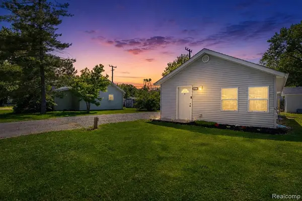 4333 Avenue, Newport, MI 48166