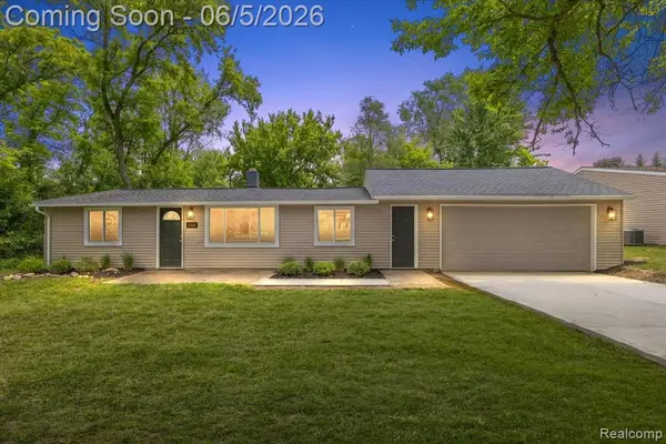 2148 Hoeft, Commerce Twp, MI 48390