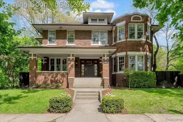 658 Longfellow, Detroit, MI 48202