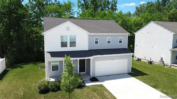 2288 Hunter, Burton, MI 48519