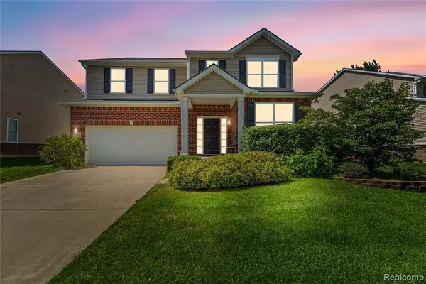 28547 Oakmonte, New Hudson, MI 48165