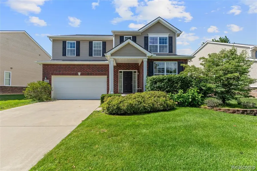 28547 Oakmonte, New Hudson, MI 48165 - #2