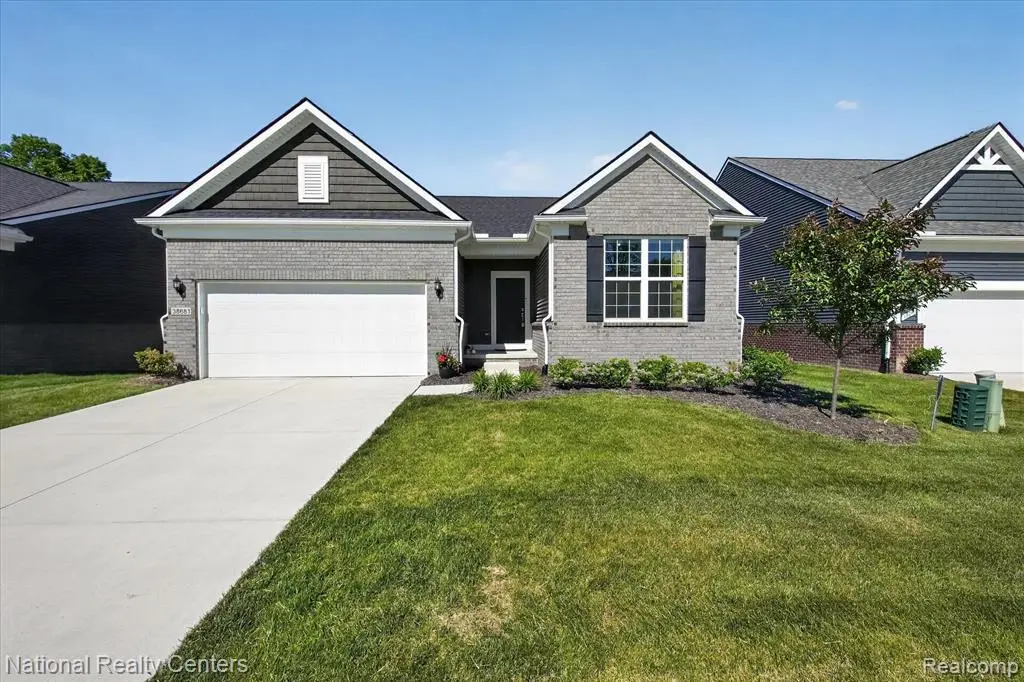 38681 Chasewood, Farmington, MI 48335 - #1