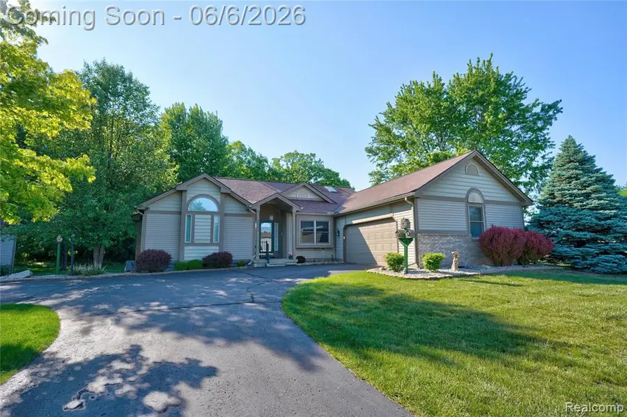 3433 Pinemeadow, Davison, MI 48423 - #2