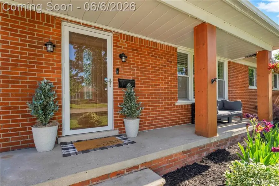 29535 Barkley, Livonia, MI 48154 - #3
