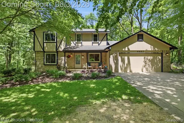 4457 Fettig, White Lake, MI 48383