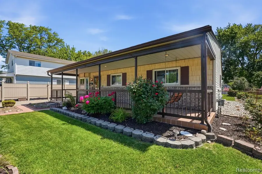24254 Eleanor, Warren, MI 48089 - #2