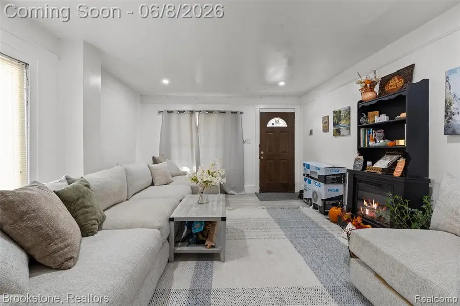 6225 Stahelin, Detroit, MI 48228 - #2