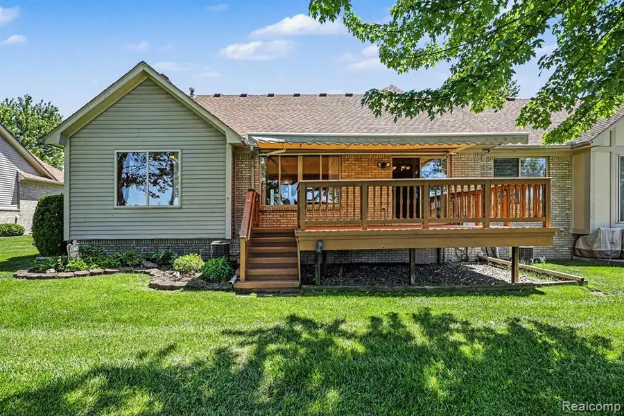 50829 Raintree, New Baltimore, MI 48047 - #3