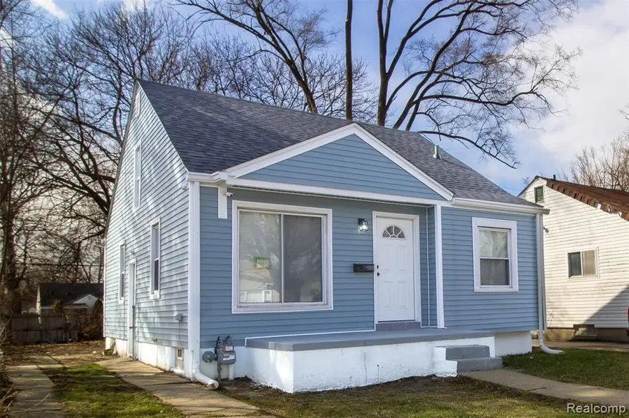 19341 Oakfield, Detroit, MI 48235 - #2