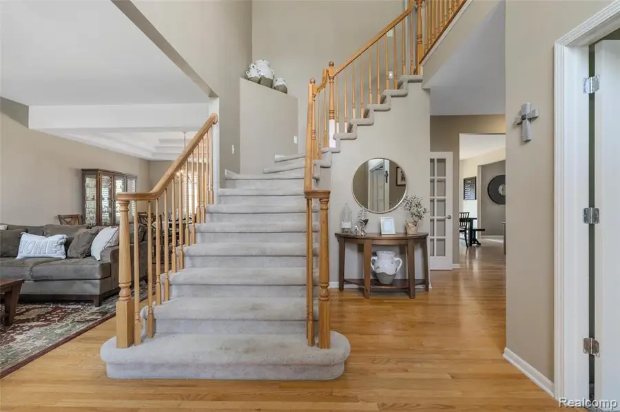 4617 Waterbury, Clarkston, MI 48348 - #2