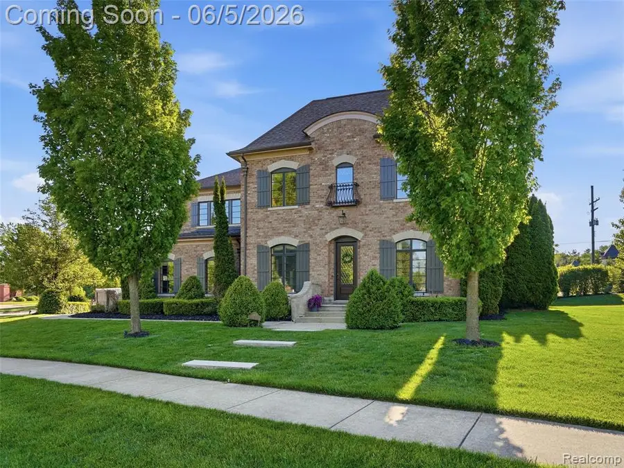 55951 Ashbrooke, Utica, MI 48316 - #3