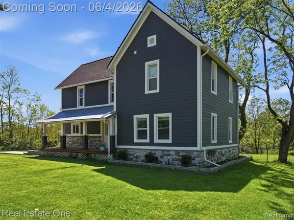 879 N Hacker, Howell, MI 48843