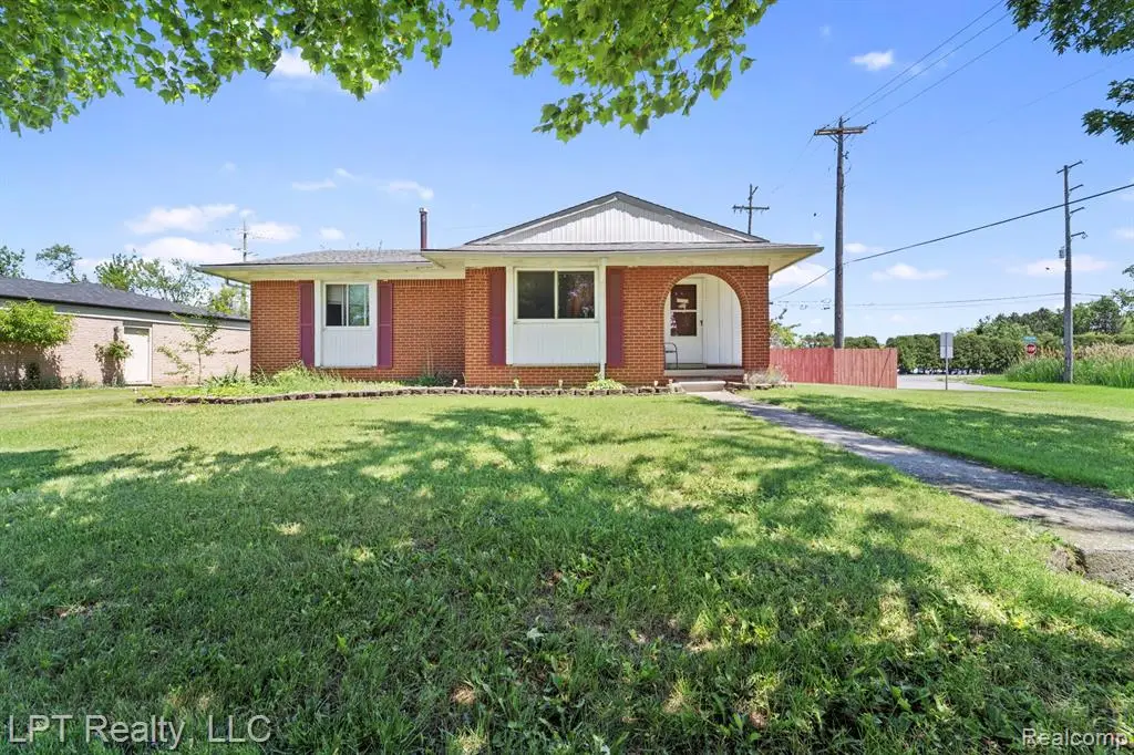 18181 Winwood, Brownstown, MI 48193 - #1