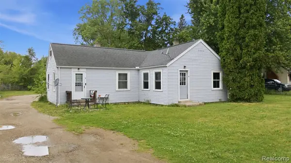 3006 Lansing, Jackson, MI 49202