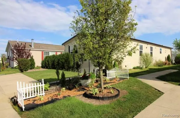 24445 Edwin, Flat Rock, MI 48134