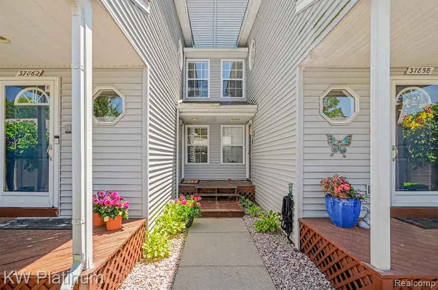 37860 Jefferson, Harrison Township, MI 48045 - #2
