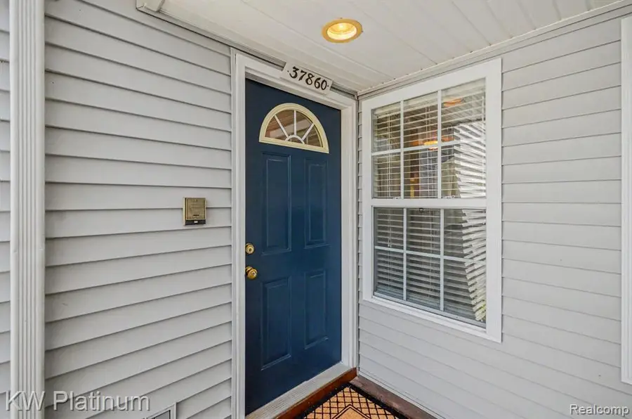 37860 Jefferson, Harrison Township, MI 48045 - #3