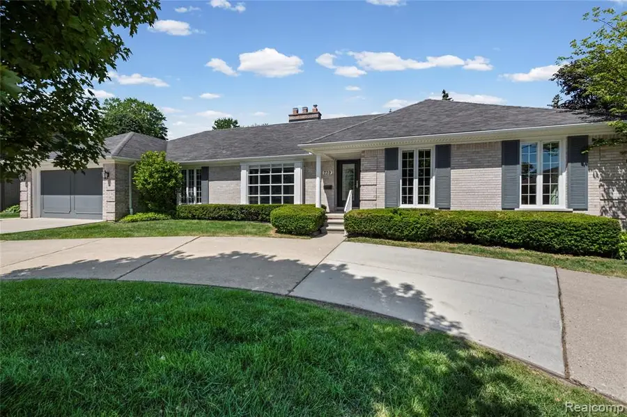 739 Ballantyne, Grosse Pointe Shores, MI 48236 - #3