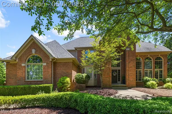 4975 Crestone, Rochester, MI 48306