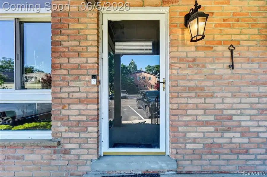 1035 N Old Woodward #1, Birmingham, MI 48009 - #3