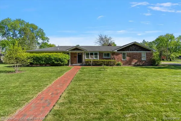 2985 Summervale, Bloomfield Hills, MI 48301