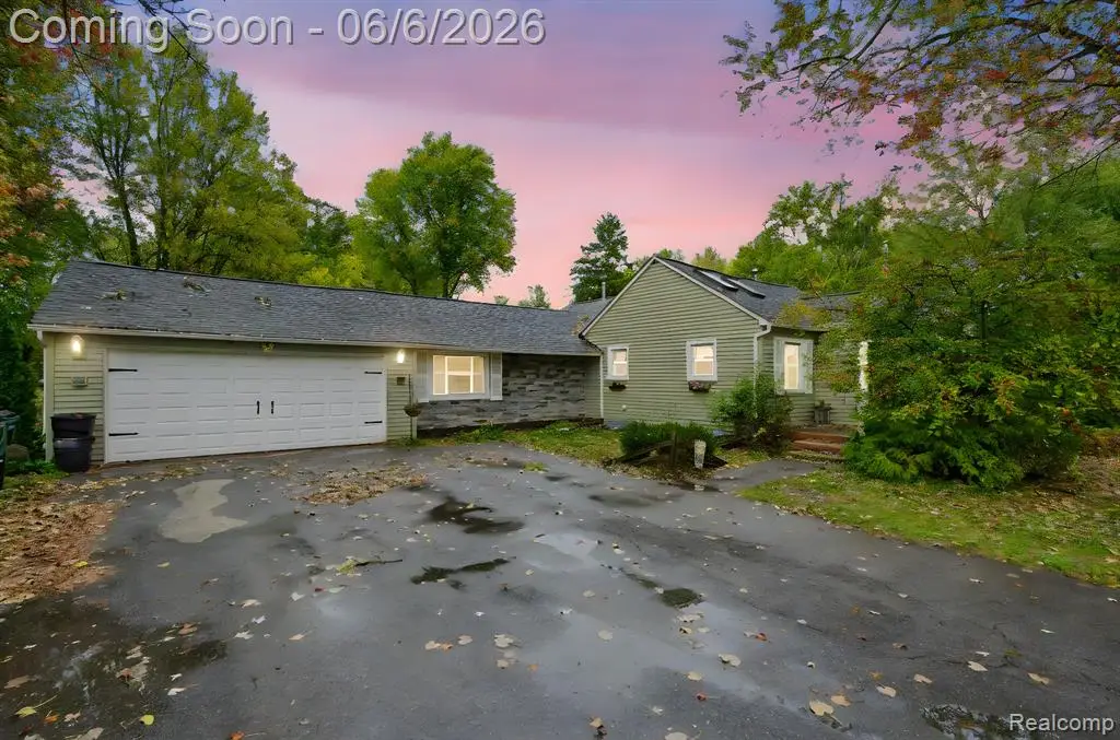 8749 Pacton, Shelby, MI 48317 - #1