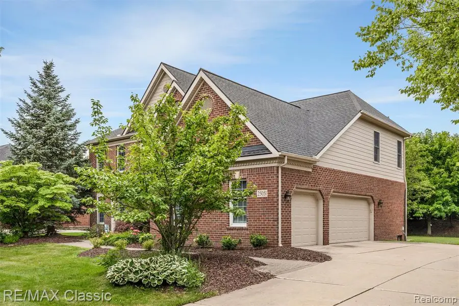 25051 Samoset, Novi, MI 48374 - #3