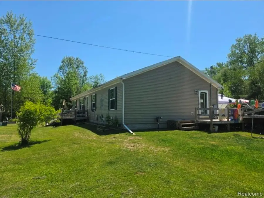 20 E Mier, Sanford, MI 48657 - #2