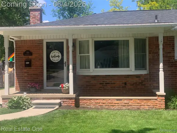 769 Manordale, Milford, MI 48381