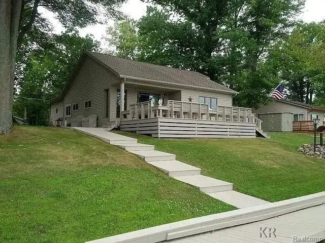 4181 S Oak, Beaverton, MI 48612 - #2
