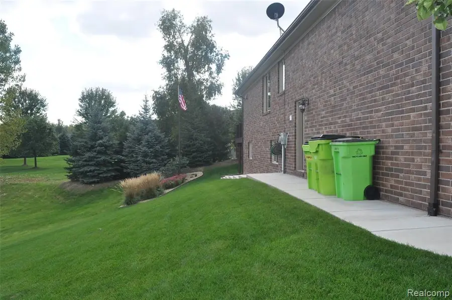 62735 Franklin Park, Washington, MI 48094 - #2