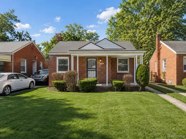 18704 Sunderland, Detroit, MI 48219